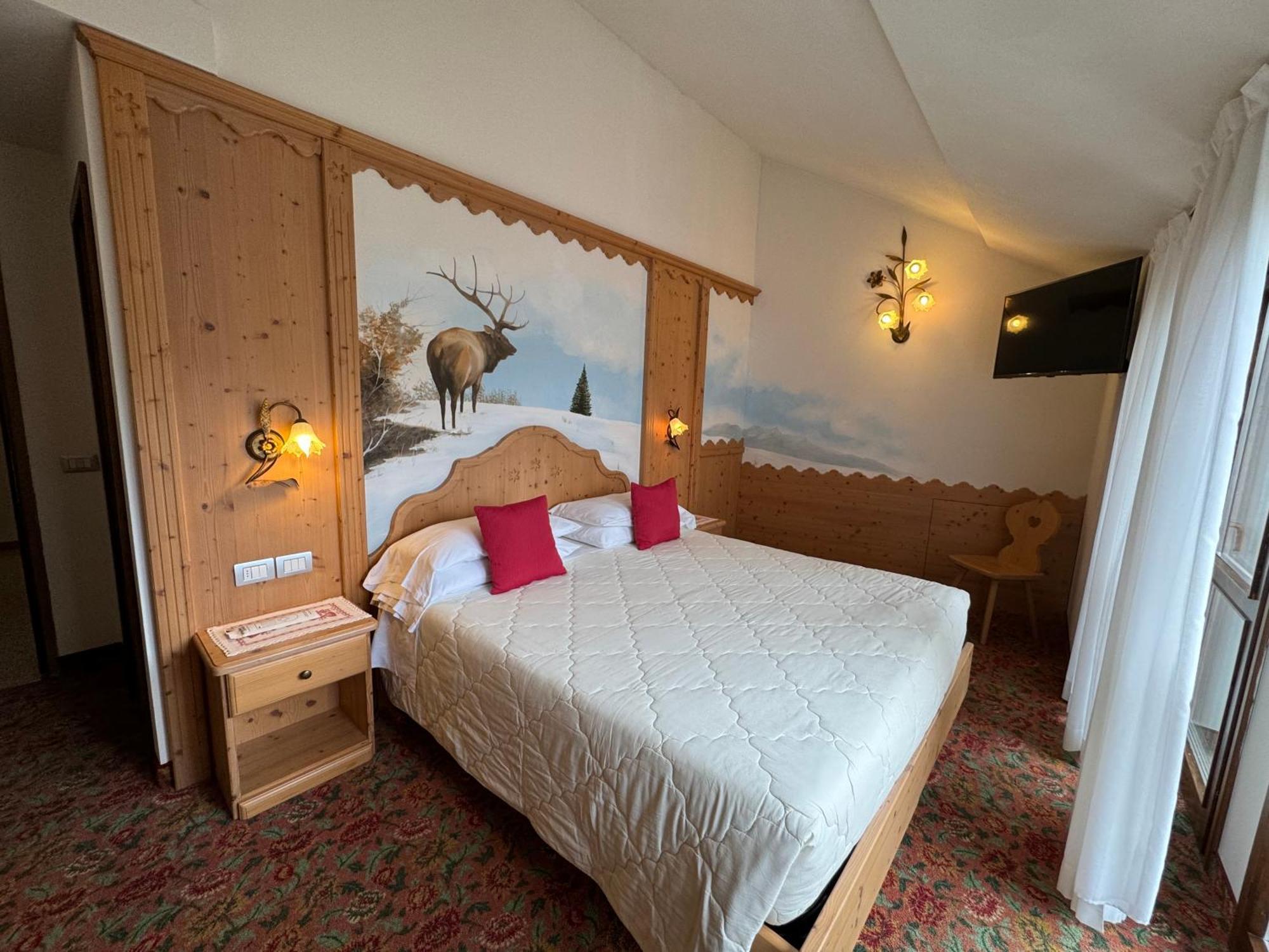 Hotel Europa Сан Мартино ди Кастроза Стая снимка