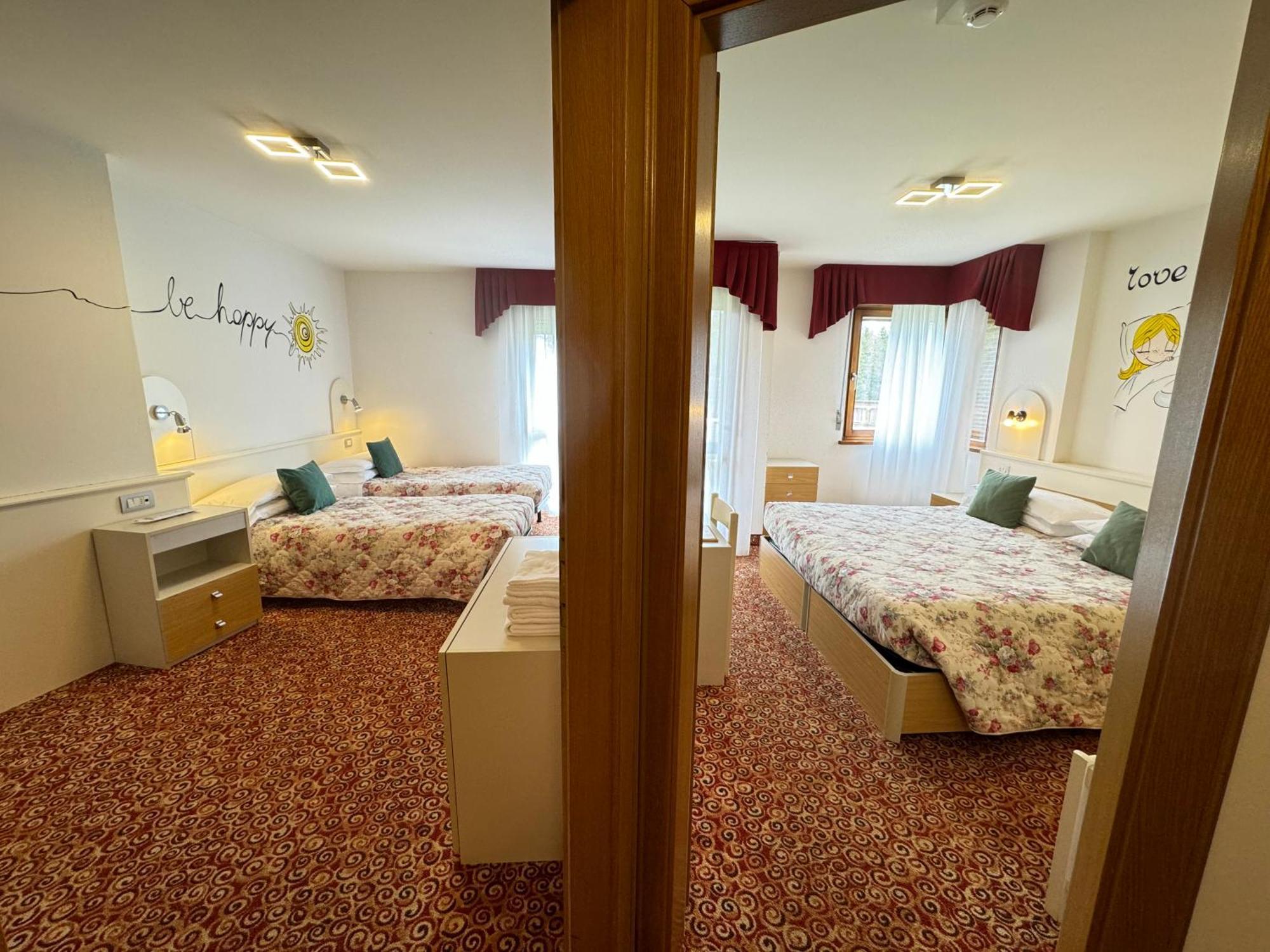 Hotel Europa Сан Мартино ди Кастроза Екстериор снимка